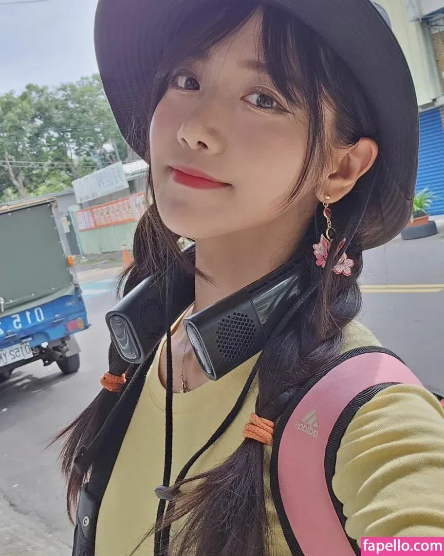 jinnytty Onlyfans Photo Gallery 