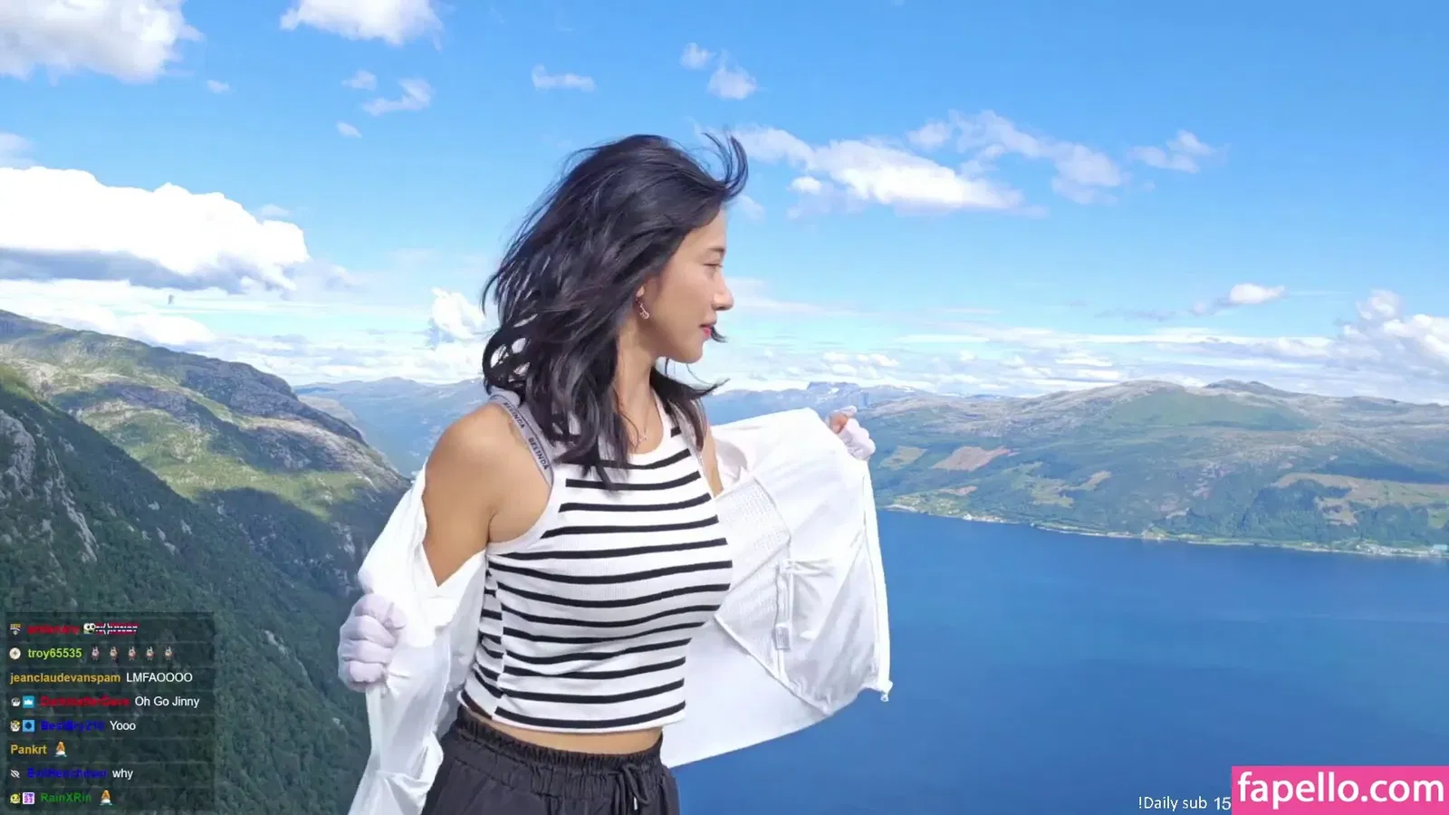 jinnytty Onlyfans Photo Gallery 