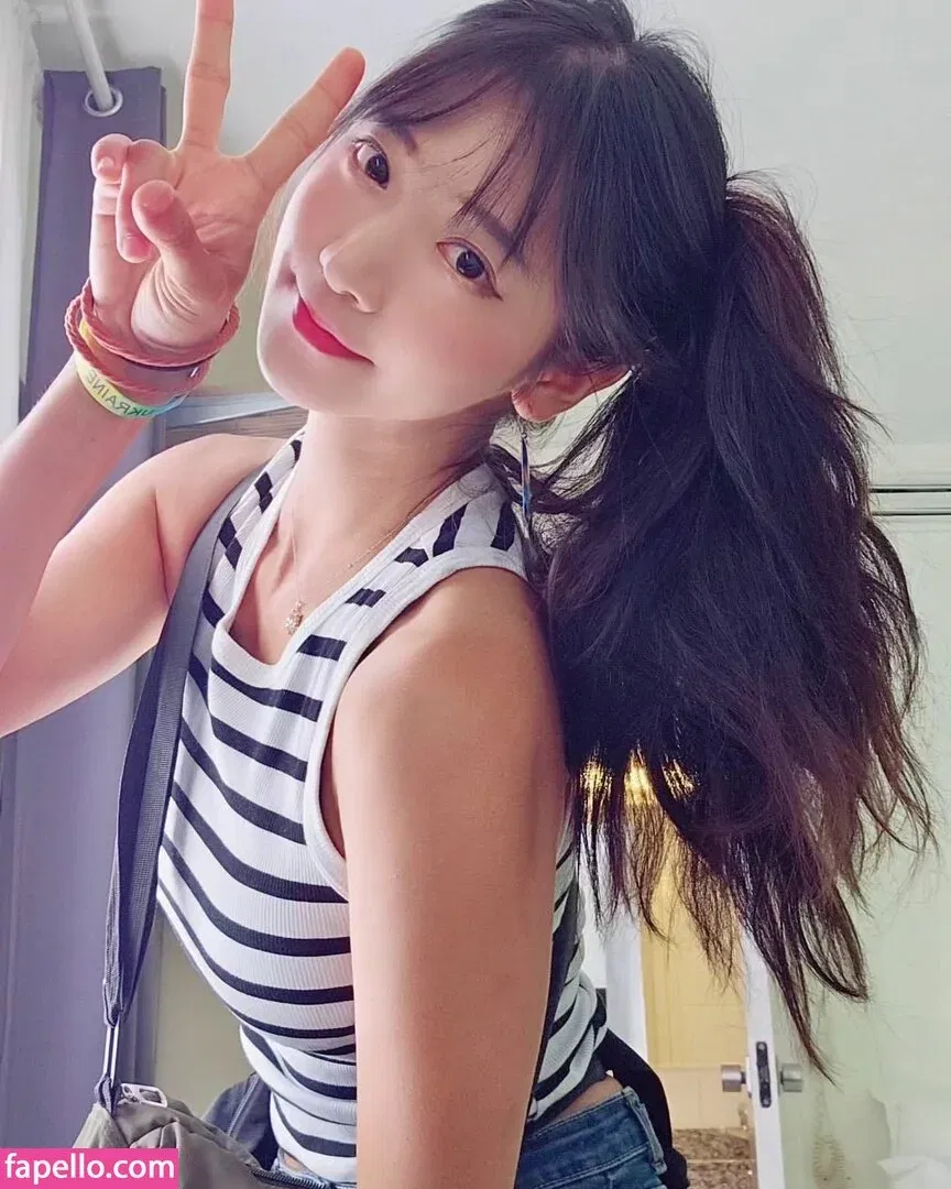 jinnytty Onlyfans Photo Gallery 