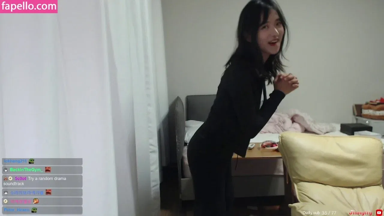 jinnytty Onlyfans Photo Gallery 