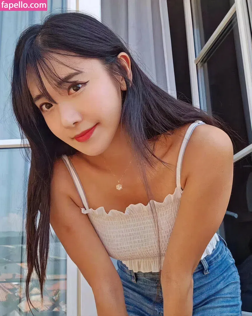 jinnytty Onlyfans Photo Gallery 