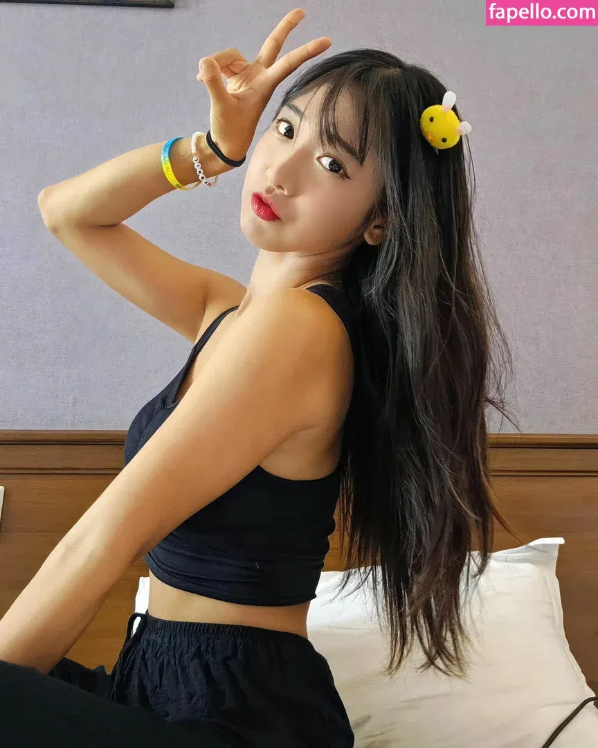 jinnytty Onlyfans Photo Gallery 