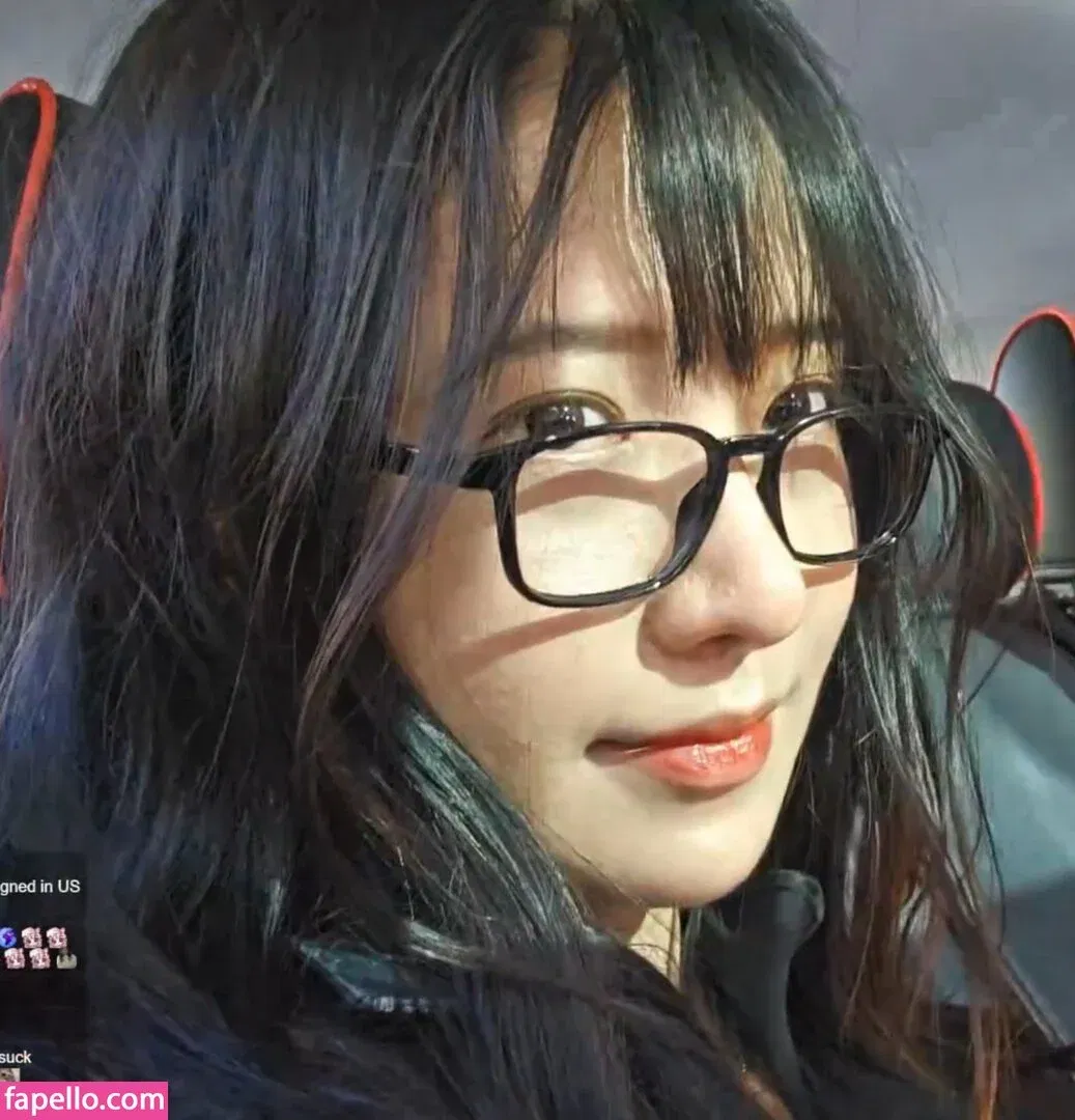 jinnytty Onlyfans Photo Gallery 