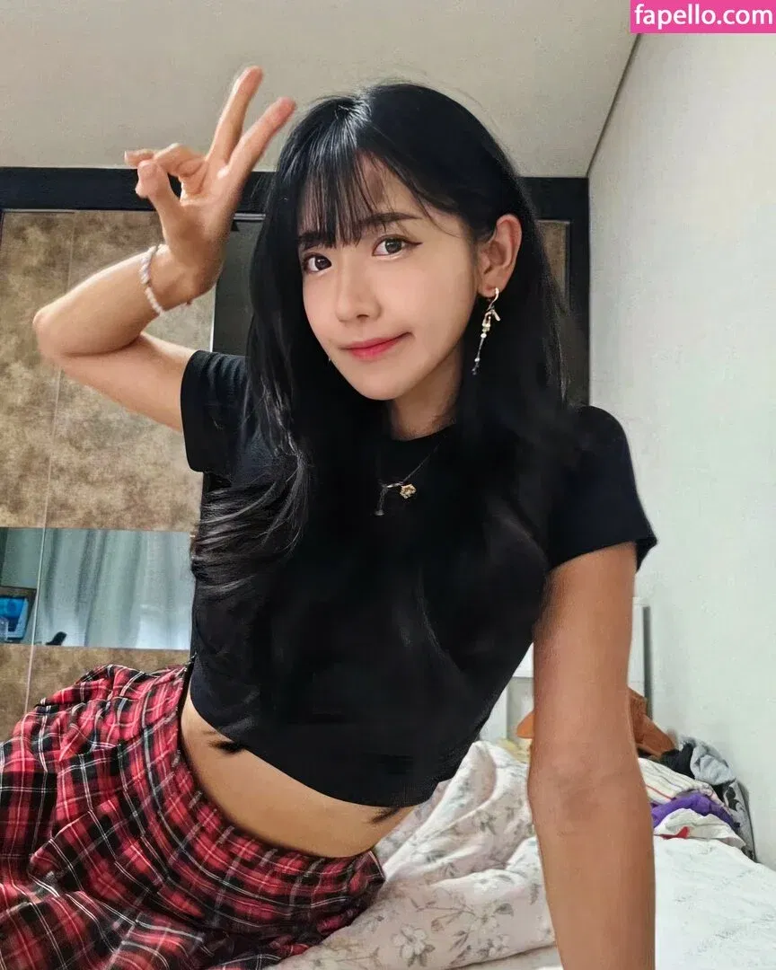 jinnytty Onlyfans Photo Gallery 