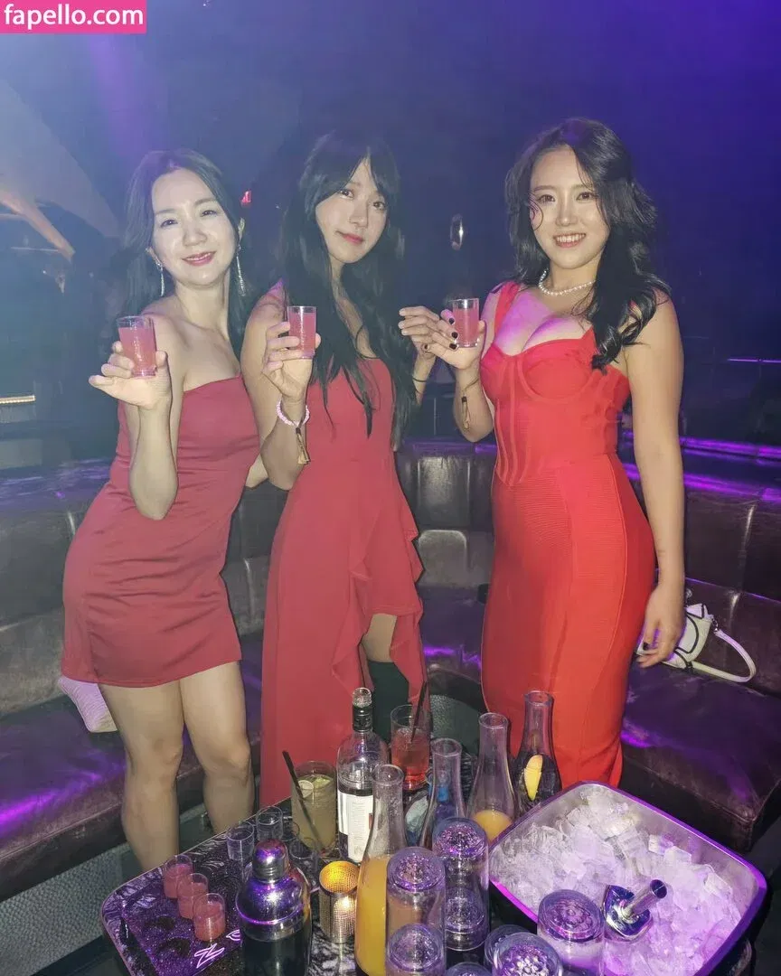 jinnytty Onlyfans Photo Gallery 