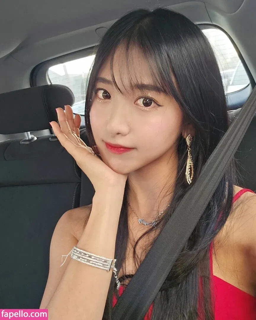 jinnytty Onlyfans Photo Gallery 