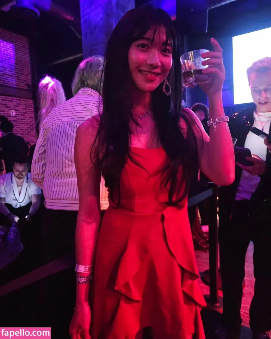 jinnytty Onlyfans Photo Gallery 