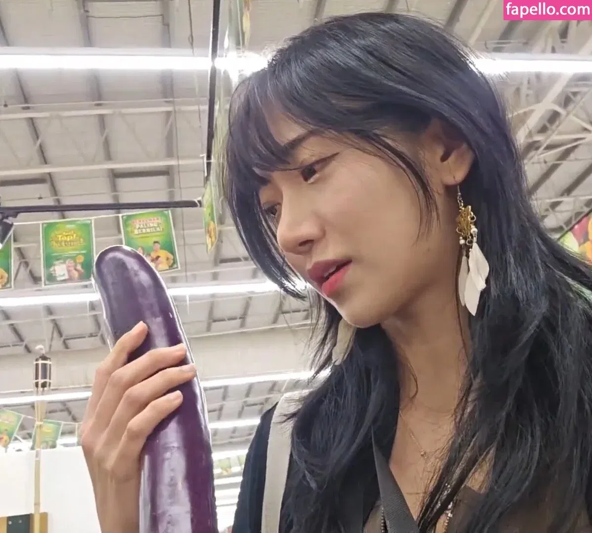 jinnytty Onlyfans Photo Gallery 