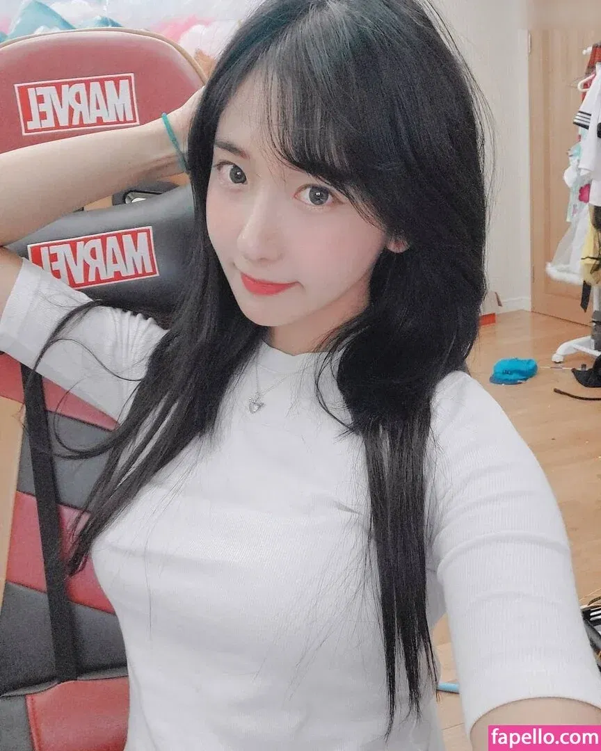 jinnytty Onlyfans Photo Gallery 