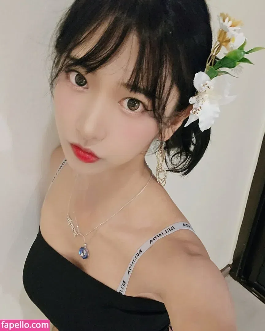 jinnytty Onlyfans Photo Gallery 