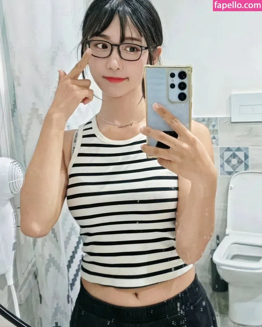 jinnytty Onlyfans Photo Gallery 