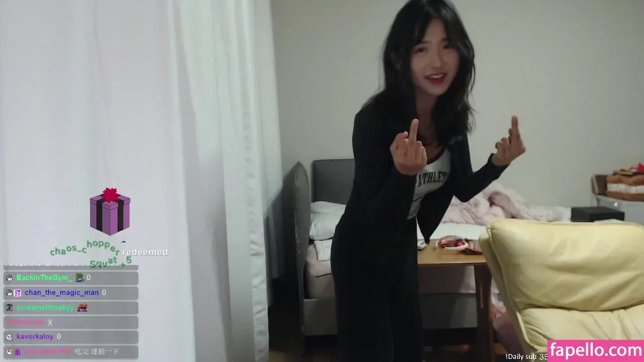 jinnytty Onlyfans Photo Gallery 