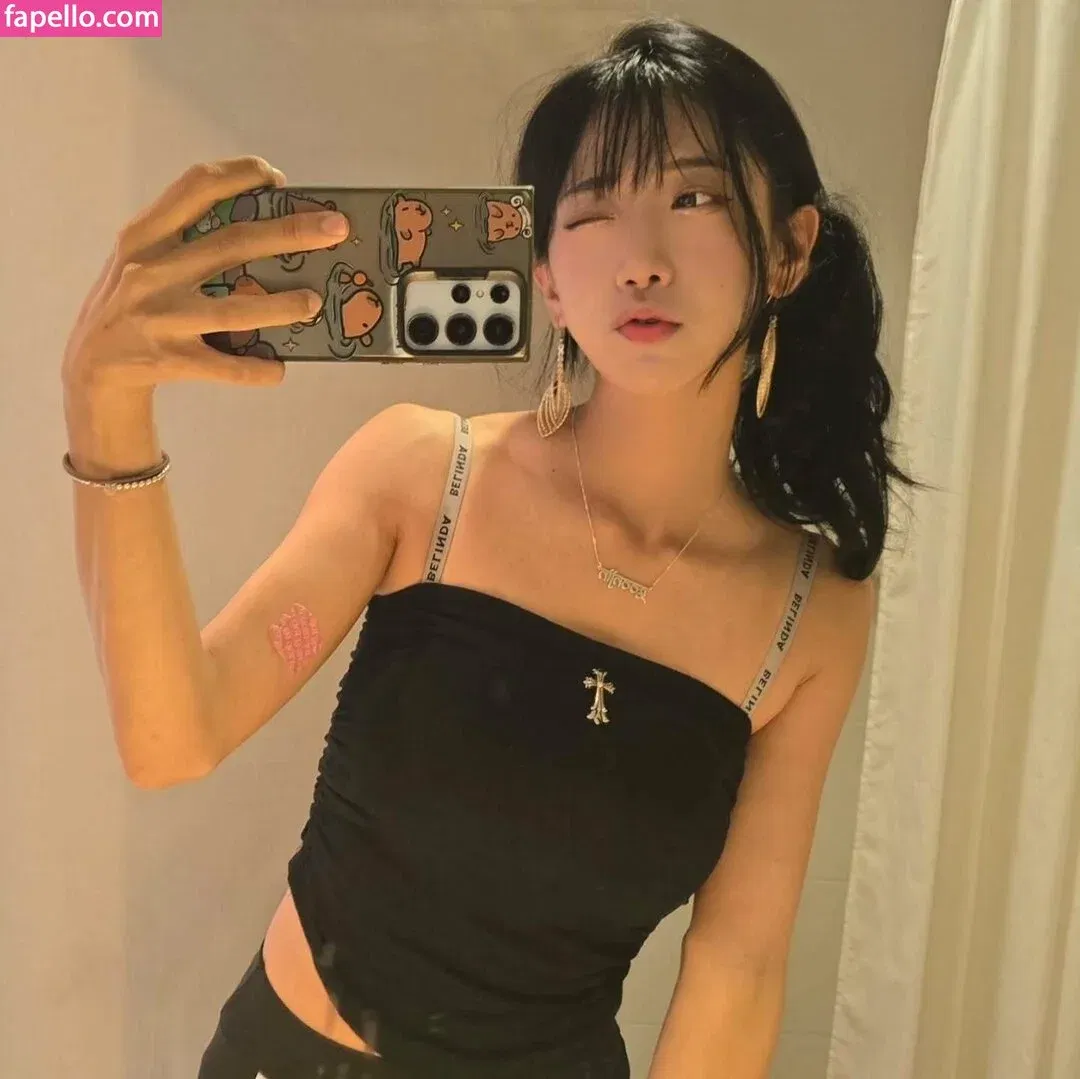 jinnytty Onlyfans Photo Gallery 
