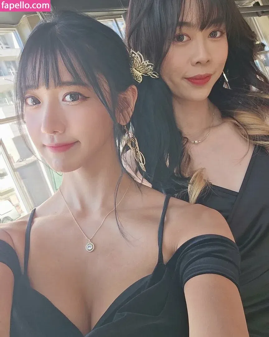 jinnytty Onlyfans Photo Gallery 