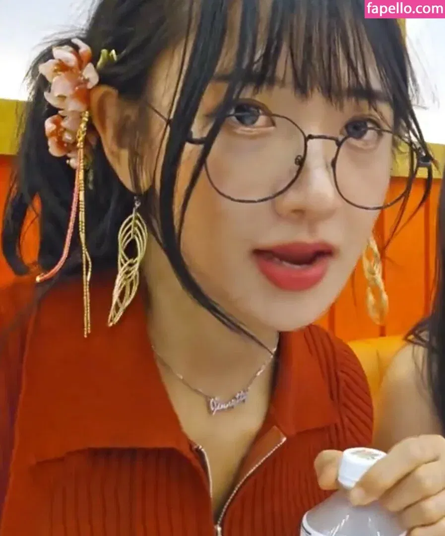 jinnytty Onlyfans Photo Gallery 