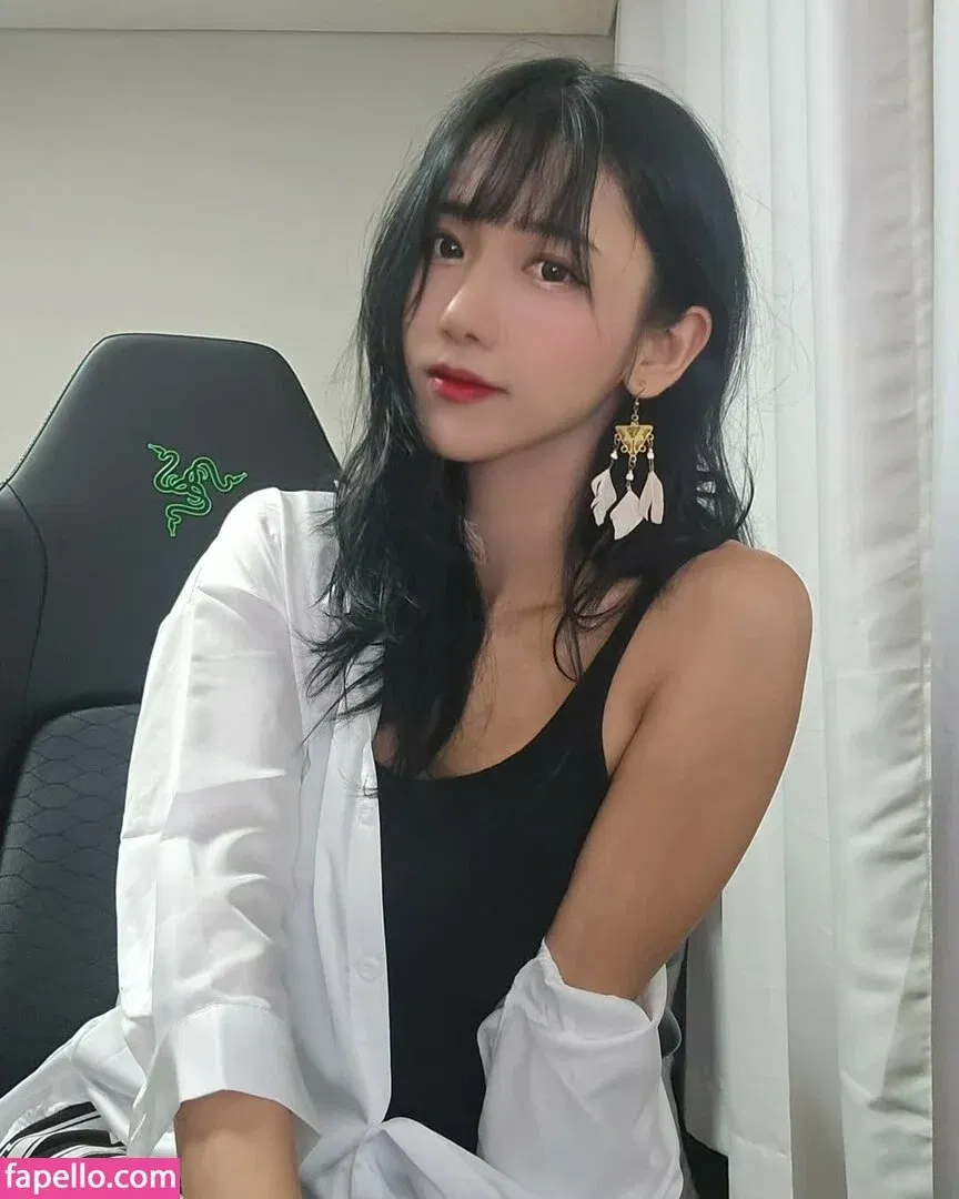 jinnytty Onlyfans Photo Gallery 