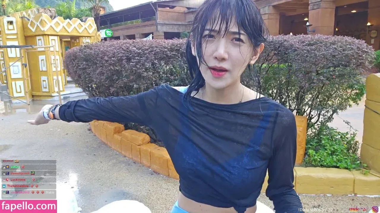 jinnytty Onlyfans Photo Gallery 