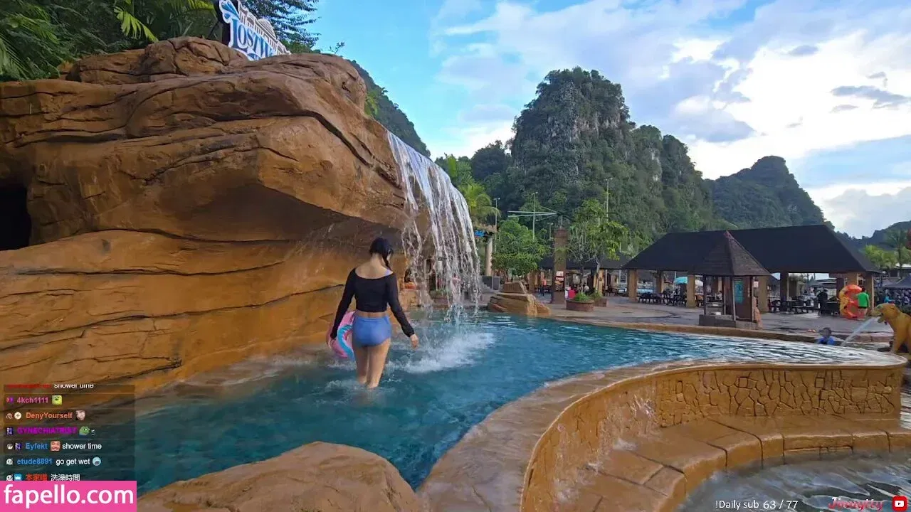 jinnytty Onlyfans Photo Gallery 