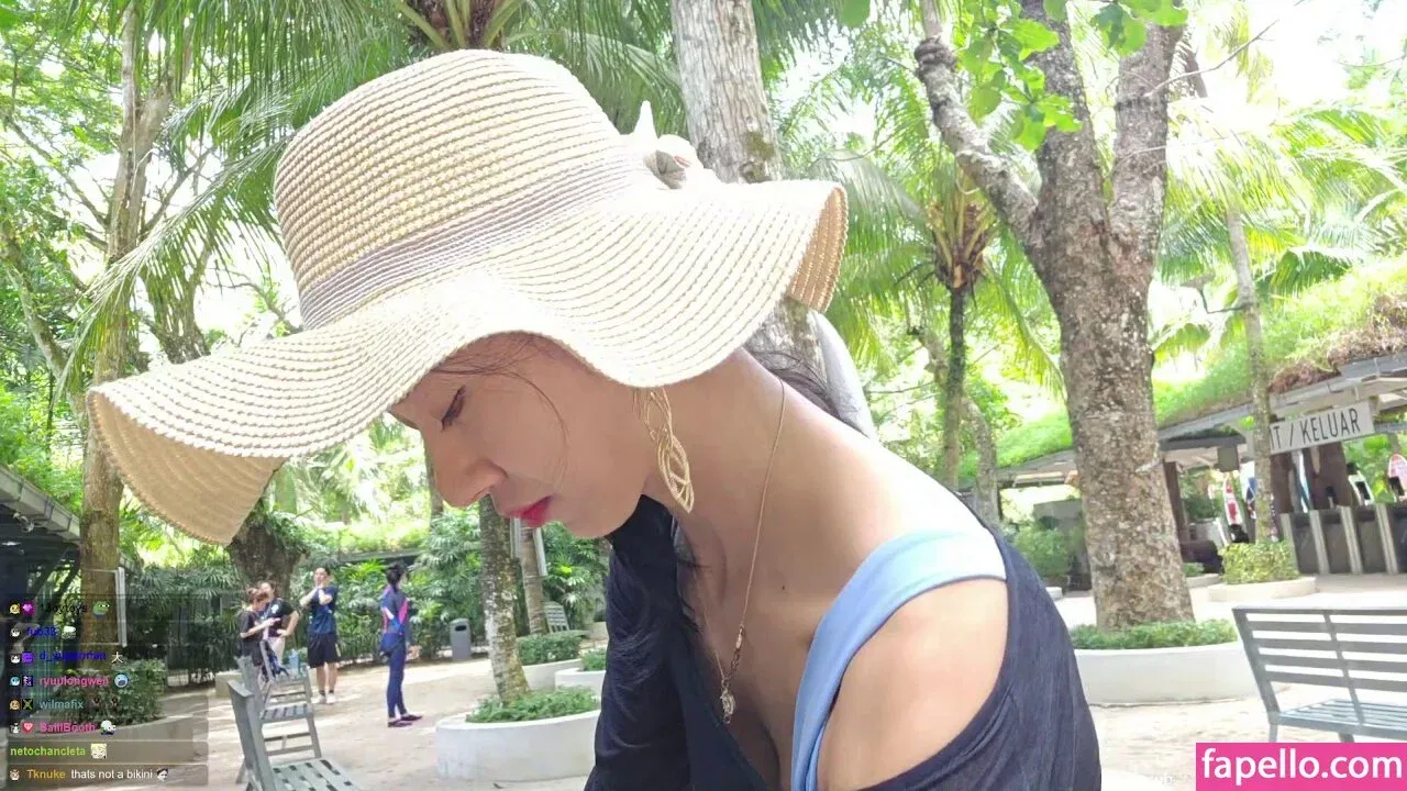 jinnytty Onlyfans Photo Gallery 