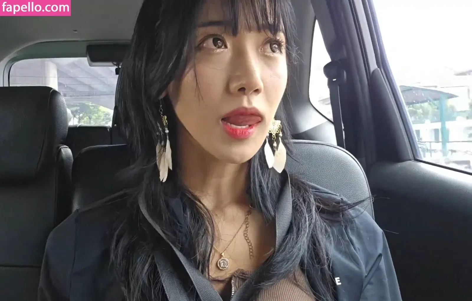 jinnytty Onlyfans Photo Gallery 