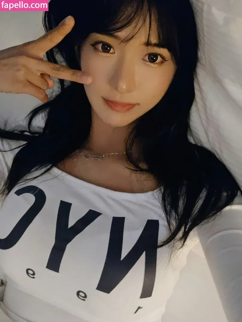 jinnytty Onlyfans Photo Gallery 