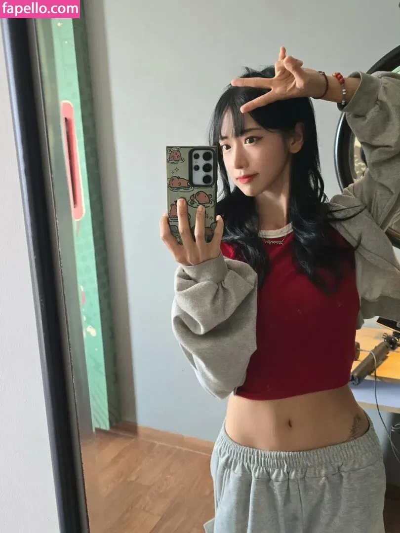 jinnytty Onlyfans Photo Gallery 