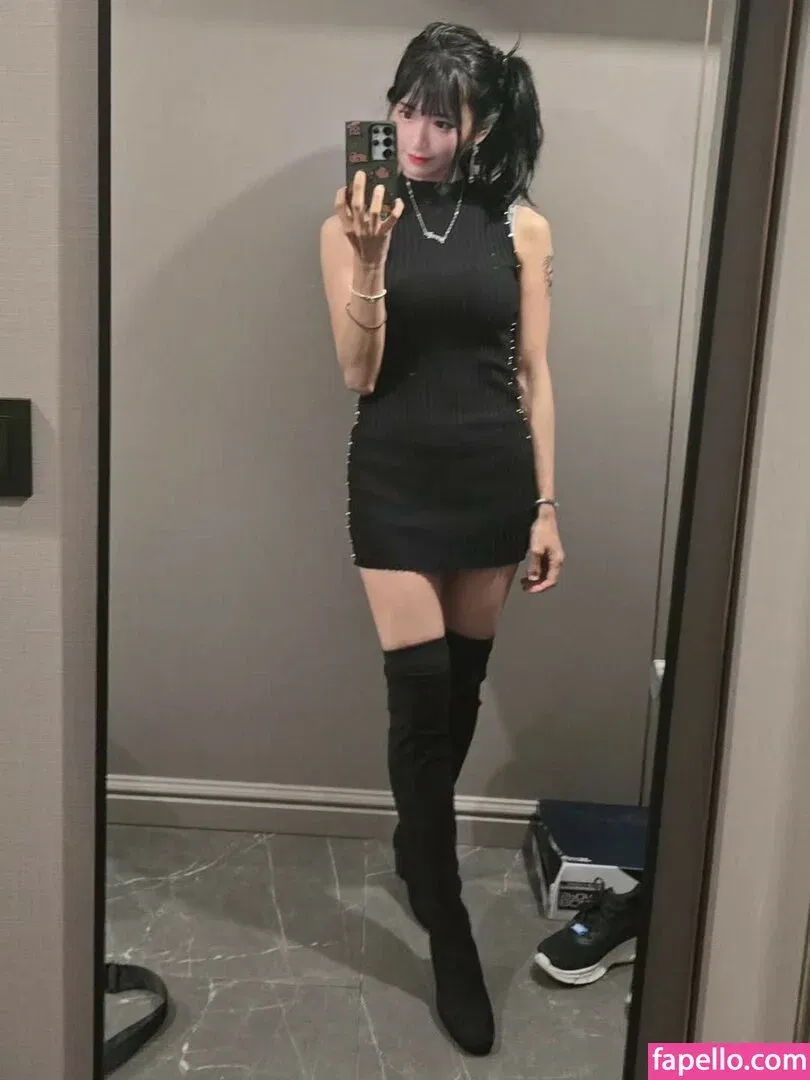 jinnytty Onlyfans Photo Gallery 