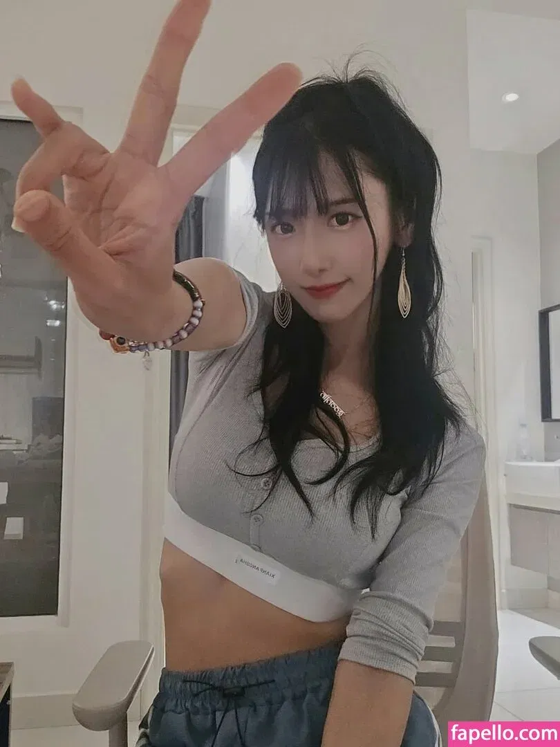 jinnytty Onlyfans Photo Gallery 