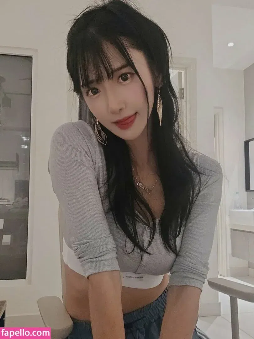 jinnytty Onlyfans Photo Gallery 