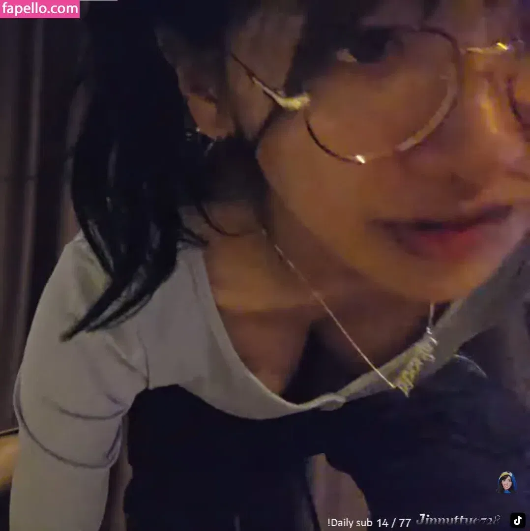 jinnytty Onlyfans Photo Gallery 