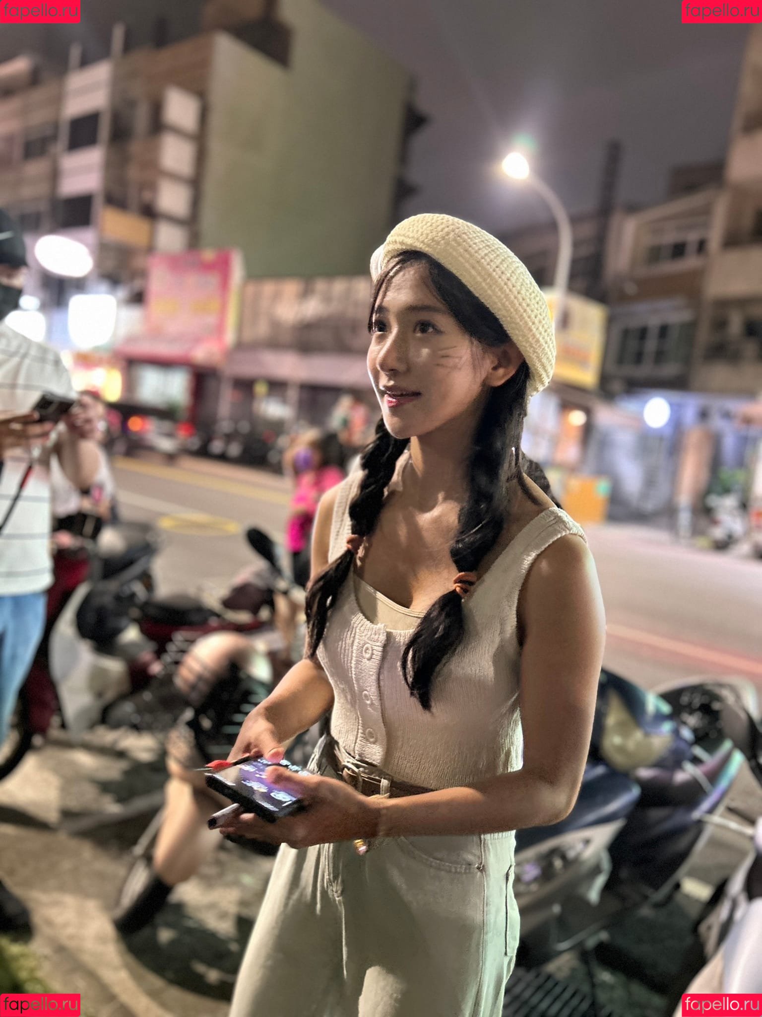 jinnytty Onlyfans Photo Gallery 