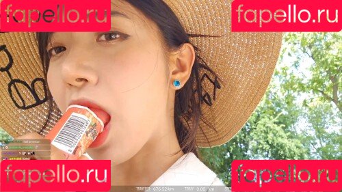 jinnytty Onlyfans Photo Gallery 