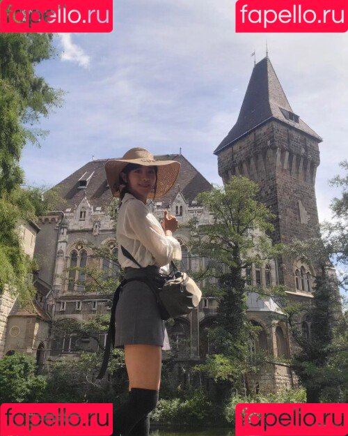 jinnytty Onlyfans Photo Gallery 