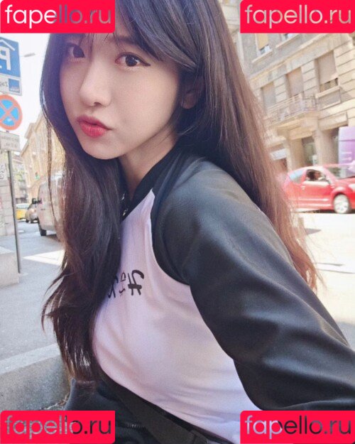 jinnytty Onlyfans Photo Gallery 