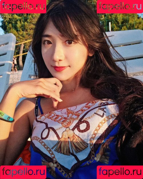 jinnytty Onlyfans Photo Gallery 