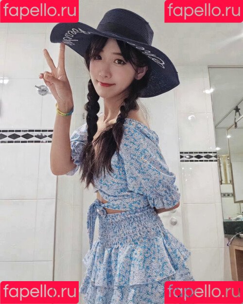 jinnytty Onlyfans Photo Gallery 