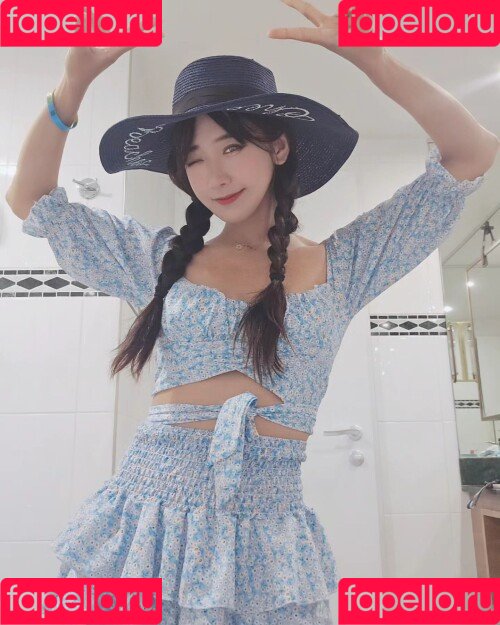 jinnytty Onlyfans Photo Gallery 