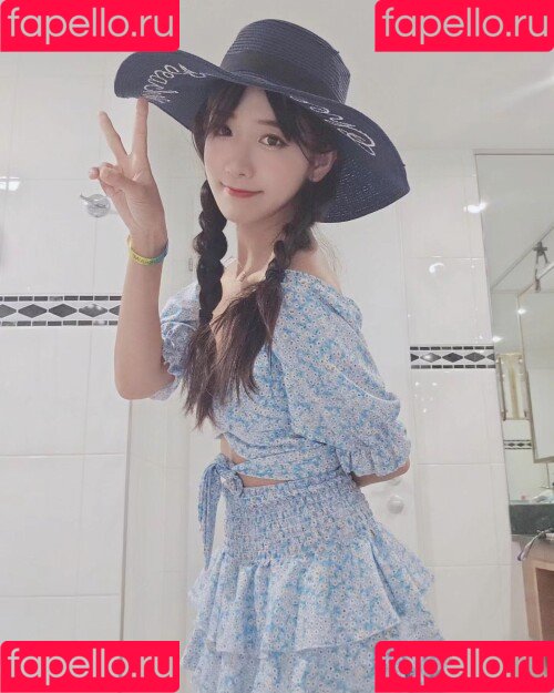 jinnytty Onlyfans Photo Gallery 