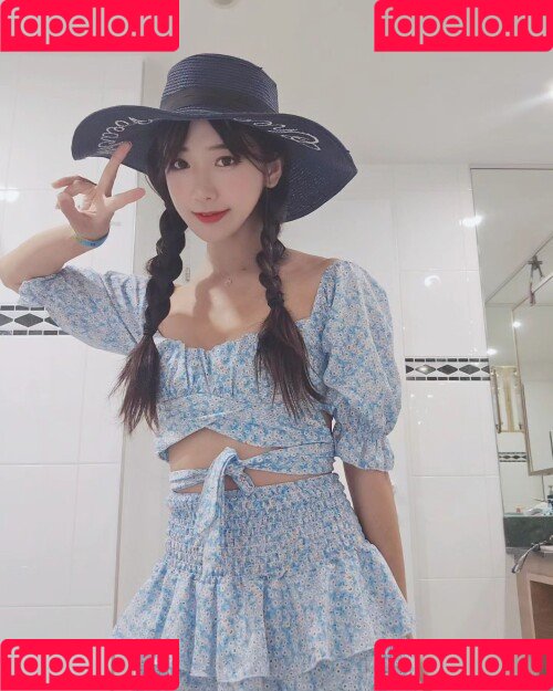 jinnytty Onlyfans Photo Gallery 