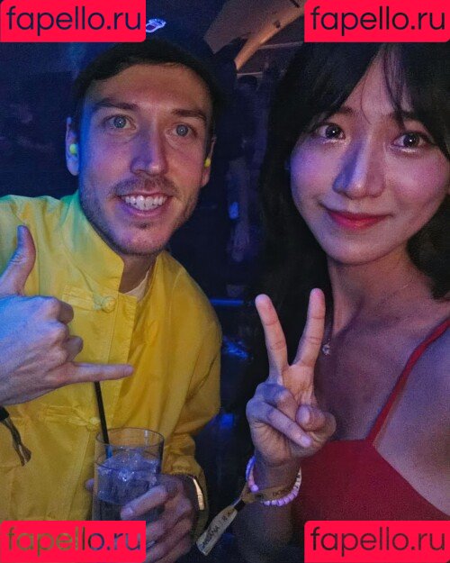 jinnytty Onlyfans Photo Gallery 