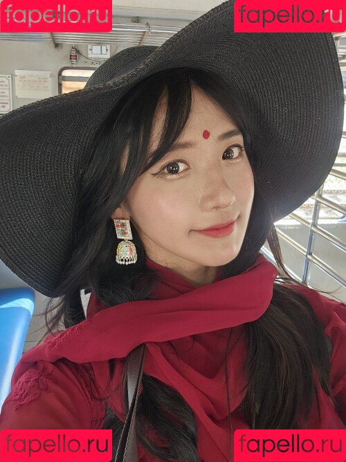 jinnytty Onlyfans Photo Gallery 