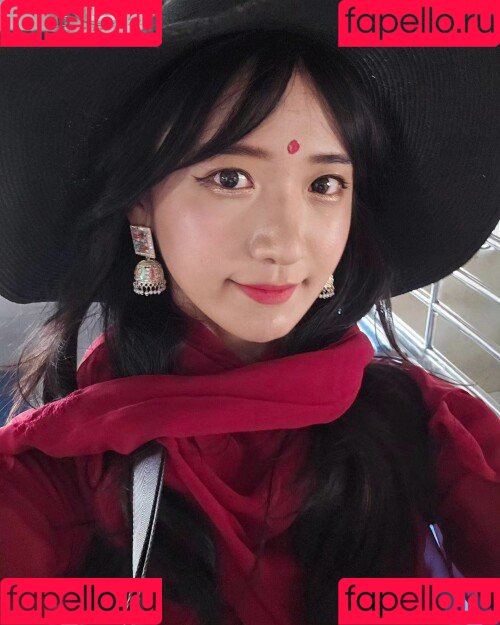 jinnytty Onlyfans Photo Gallery 