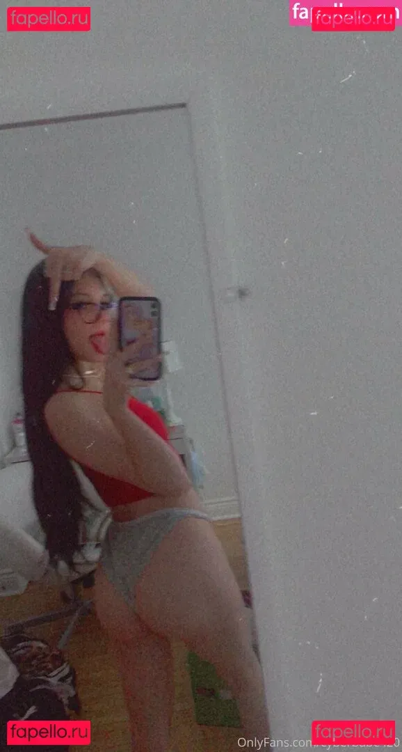 cyberbabe420 Onlyfans Photo Gallery 