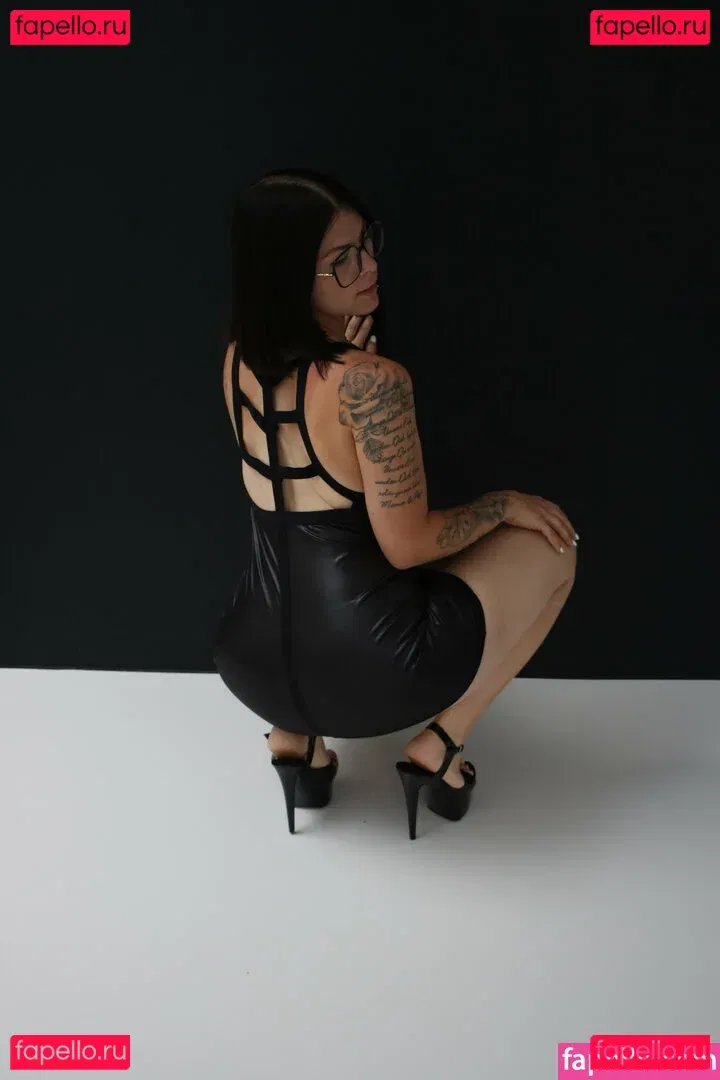 Emibecerra Onlyfans Photo Gallery 