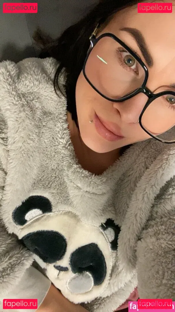 Emibecerra Onlyfans Photo Gallery 