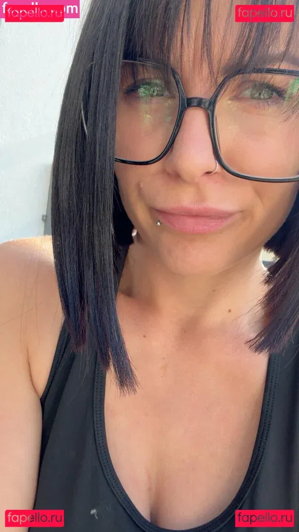 Emibecerra Onlyfans Photo Gallery 