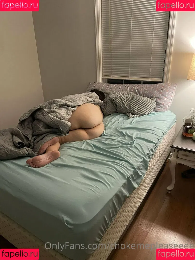 chokemepleaseeee Onlyfans Photo Gallery 