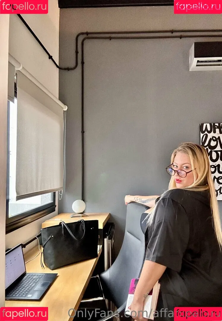 Affableanna Onlyfans Photo Gallery 