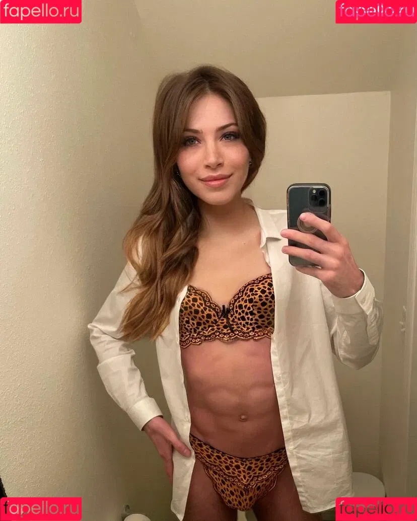 Allie Lilac Onlyfans Photo Gallery 