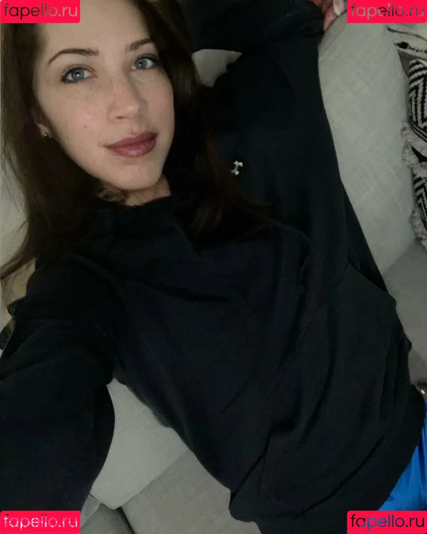 Allie Lilac Onlyfans Photo Gallery 